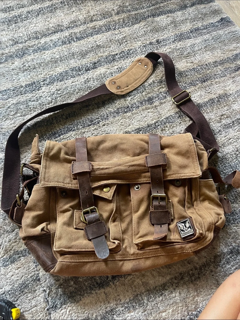 Muchuan Canvas Messenger Bag in Brown - Men